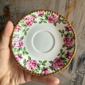Salisbury Saucer,  Pink Roses, Scallop edges saucer only